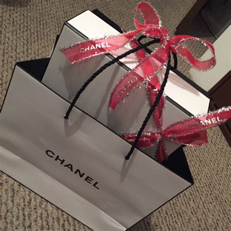 chanel holiday box|Chanel gift shop near me.